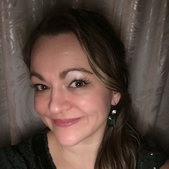 Meet your Posher, Moriah - Picture 3 of 4